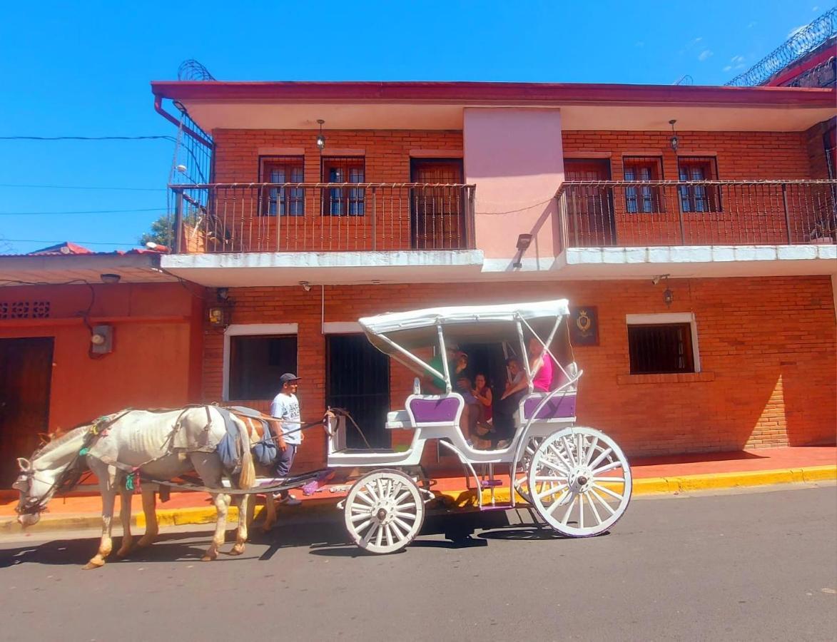 Hostal Lolita'S Boutique Ґранада Екстер'єр фото
