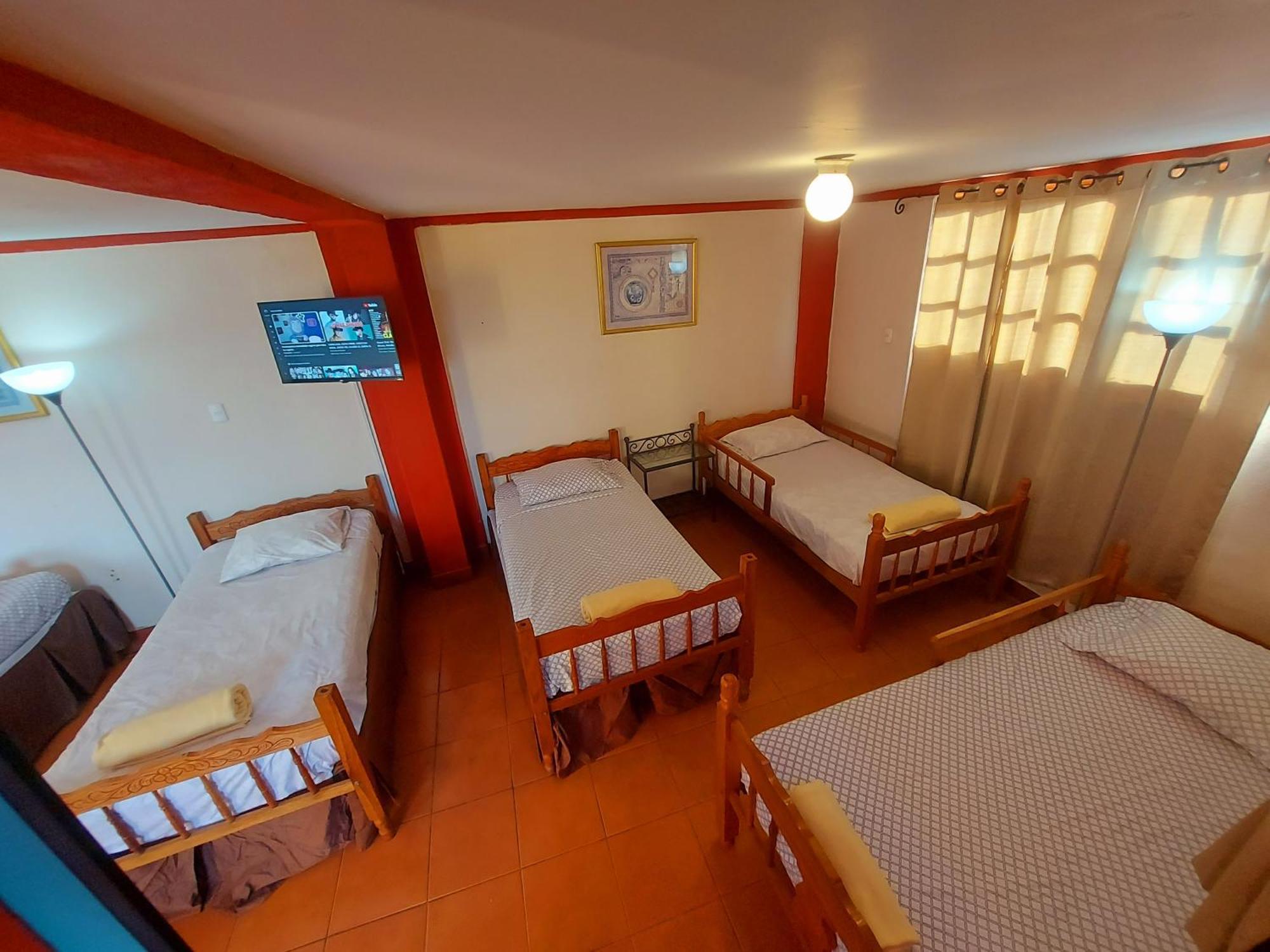 Hostal Lolita'S Boutique Ґранада Екстер'єр фото