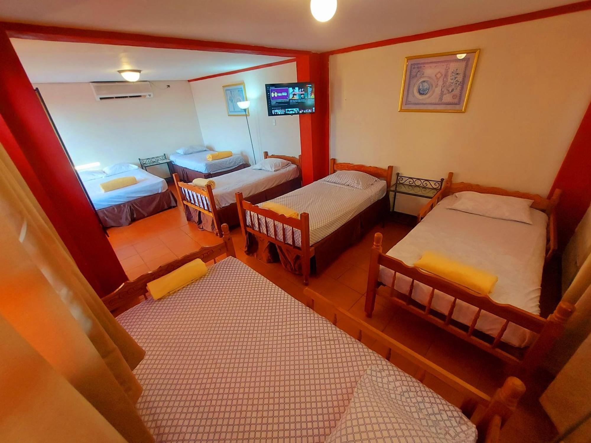 Hostal Lolita'S Boutique Ґранада Екстер'єр фото